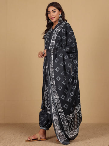 Varanga Women Ethnic Jaipuri Printed Angrakha with Salwar & Dupatta